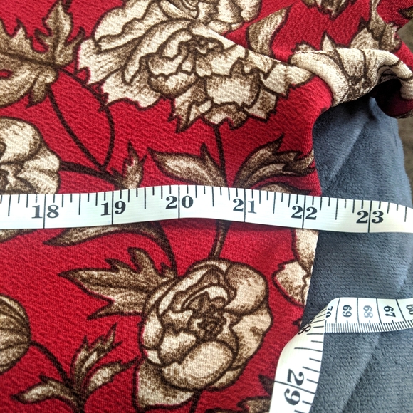 LuLaRoe Amelia Dress - Picture 4 of 7